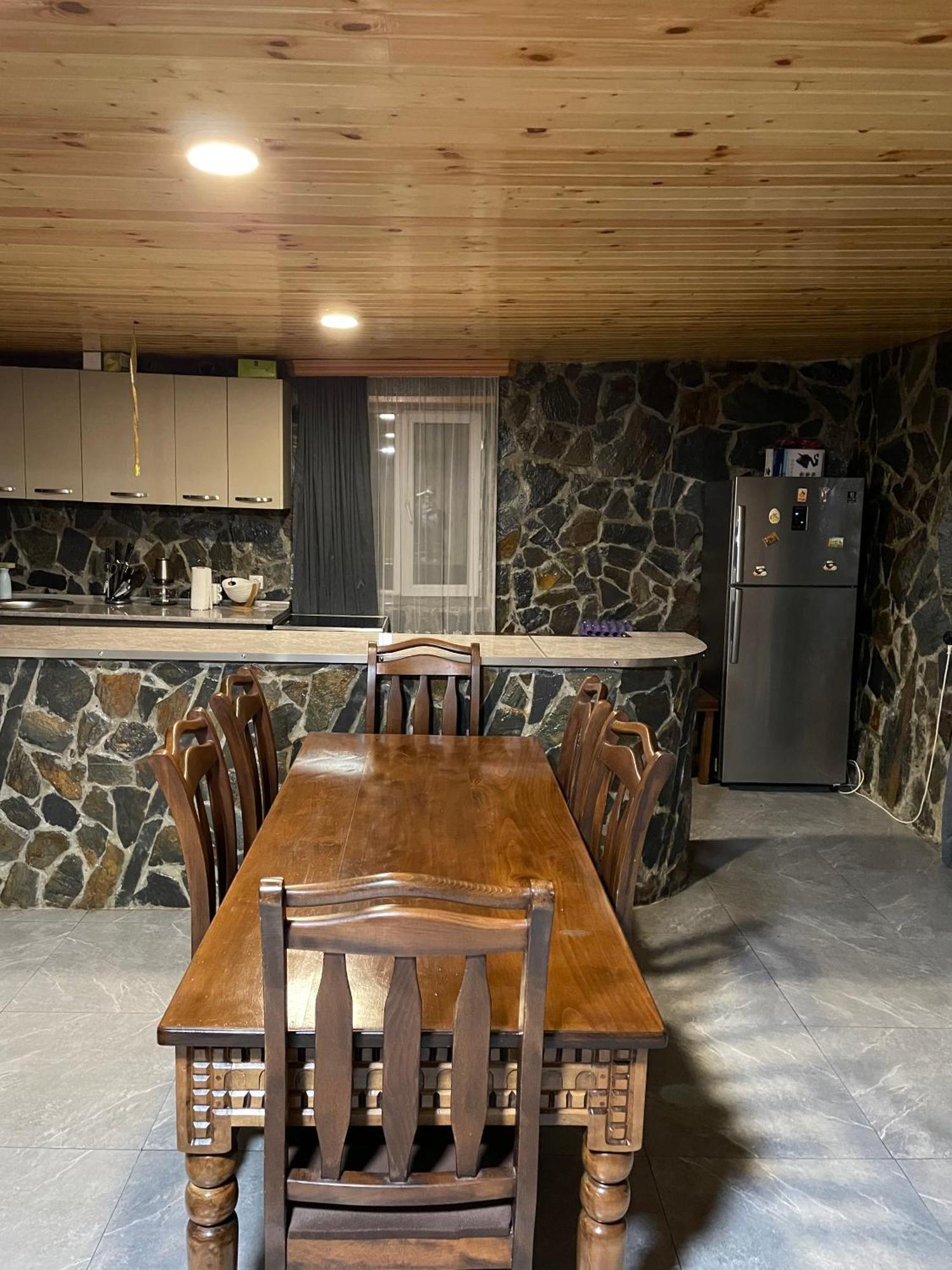 guesthouse MEGI Mestia Eksteriør billede